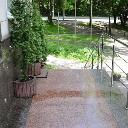 Burger Plus Inn Lviv Exterior photo