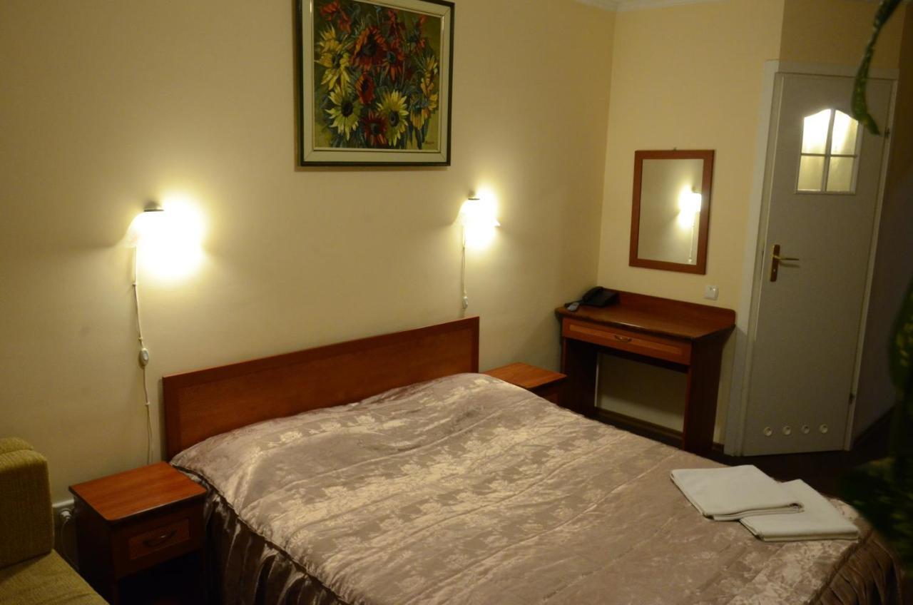 Burger Plus Inn Lviv Room photo